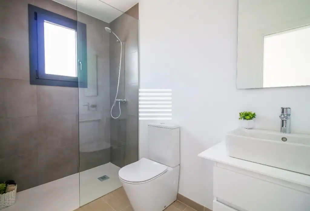 Bany de Casa o xalet en venda en Manacor amb Aire condicionat, Jardí privat i Terrassa