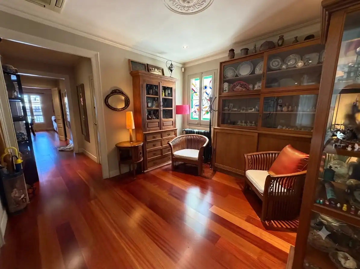 Flat for sale in de Roger de Llúria, Dreta de l'Eixample