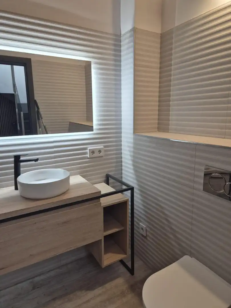 Bathroom of Attic for rent in  Palma de Mallorca  with Air Conditioner, Heating and Terrace