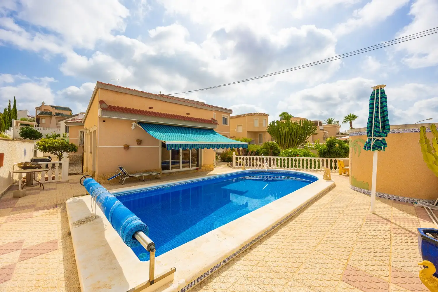 Casa amb piscina en venda a Ciudad Quesada