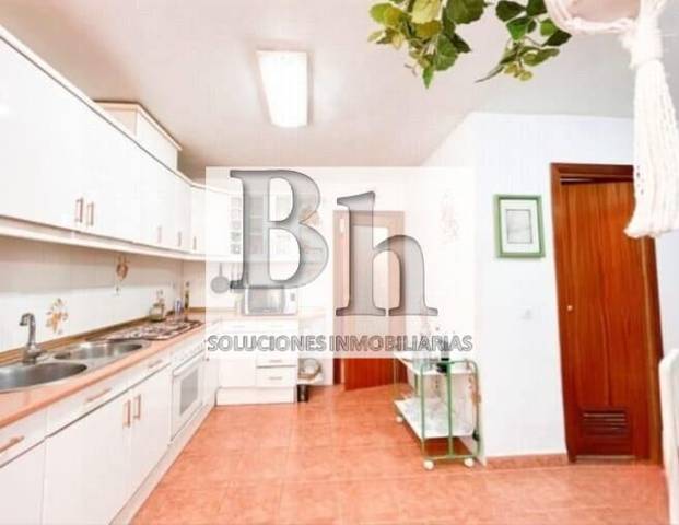 Piso en Venta en Parque Ayala - Jardín de la Abadía - Huelín