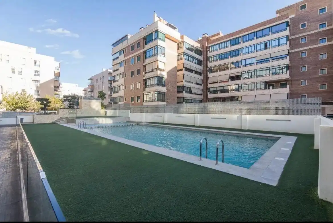 Swimming pool of Attic for sale in Elche / Elx  with Air Conditioner, Private garden and Terrace