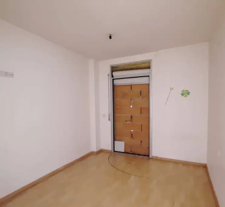 Wohnung zum Verkauf in Sabadell mit Klimaanlage