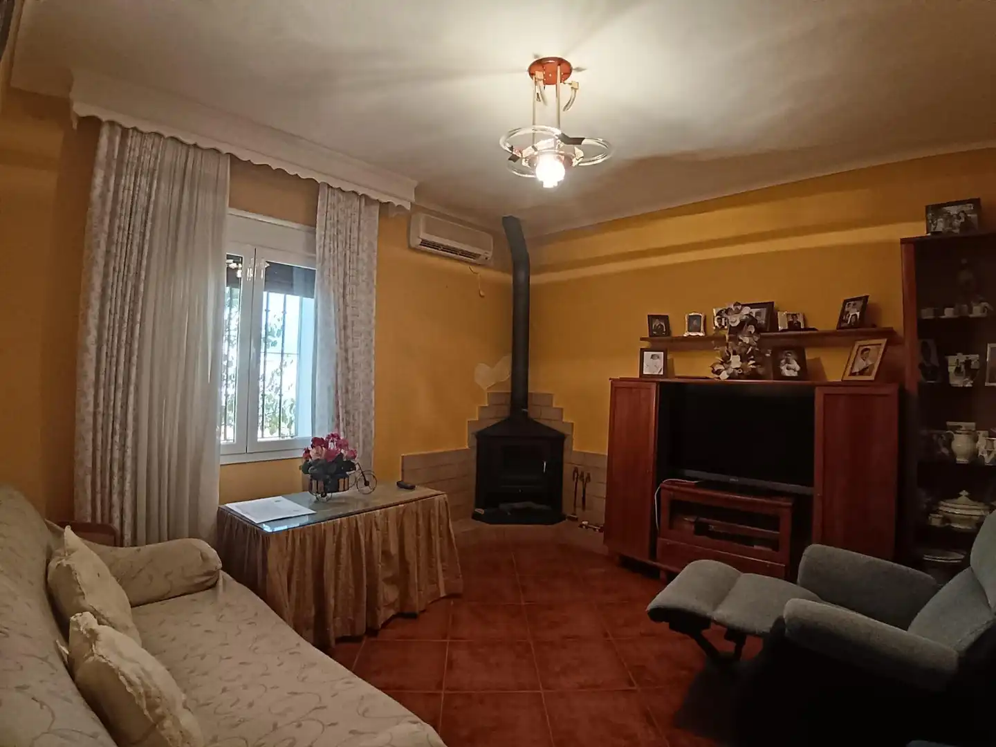 Sala de estar de Casa adosada de alquiler en Antequera