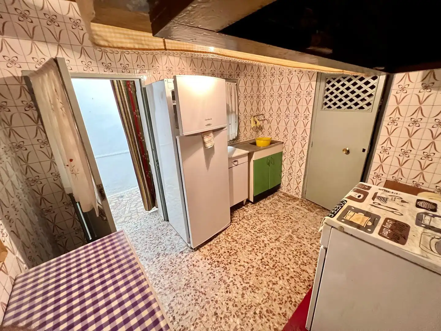 Kitchen of Houses for sale in Alcaudete de la Jara