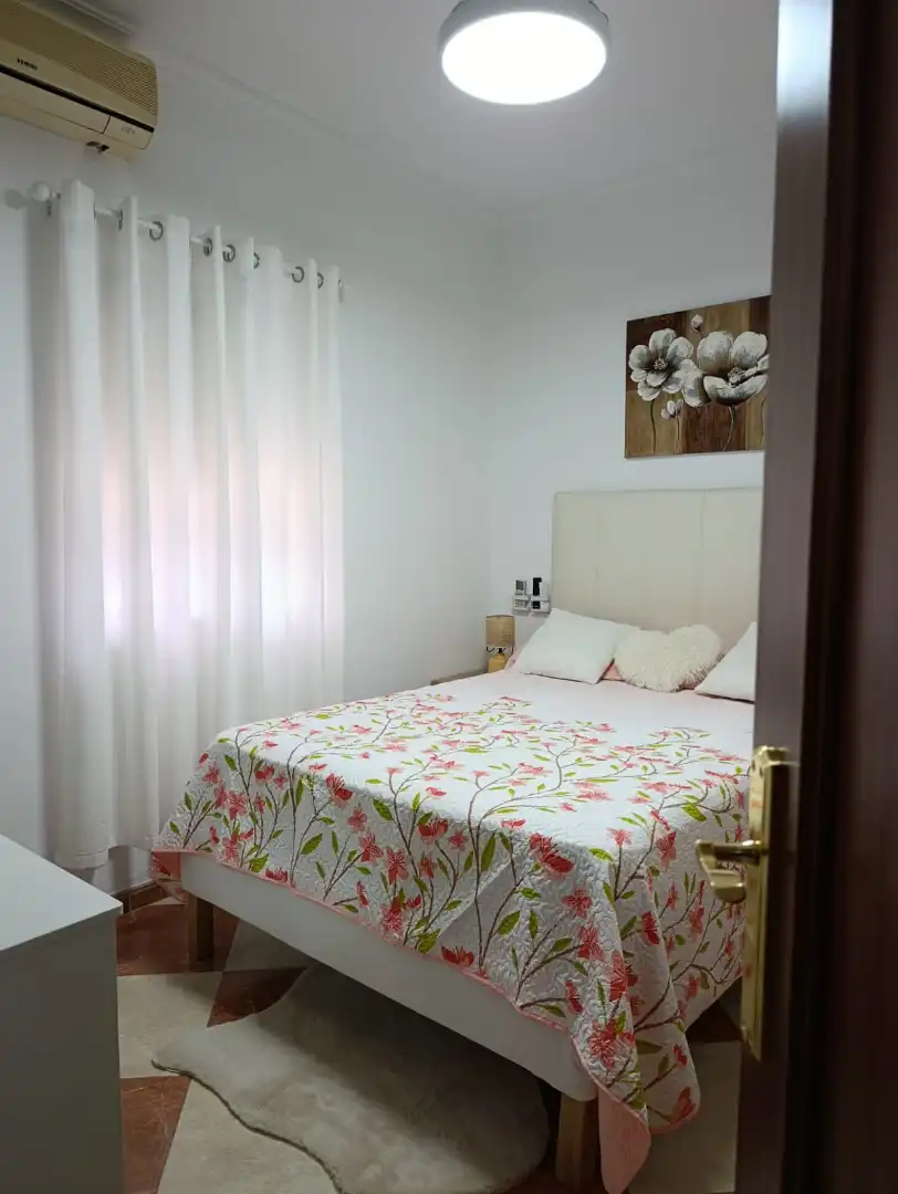 Habitación de Casa o chalet en venta en Castilleja de Guzmán con Terraza