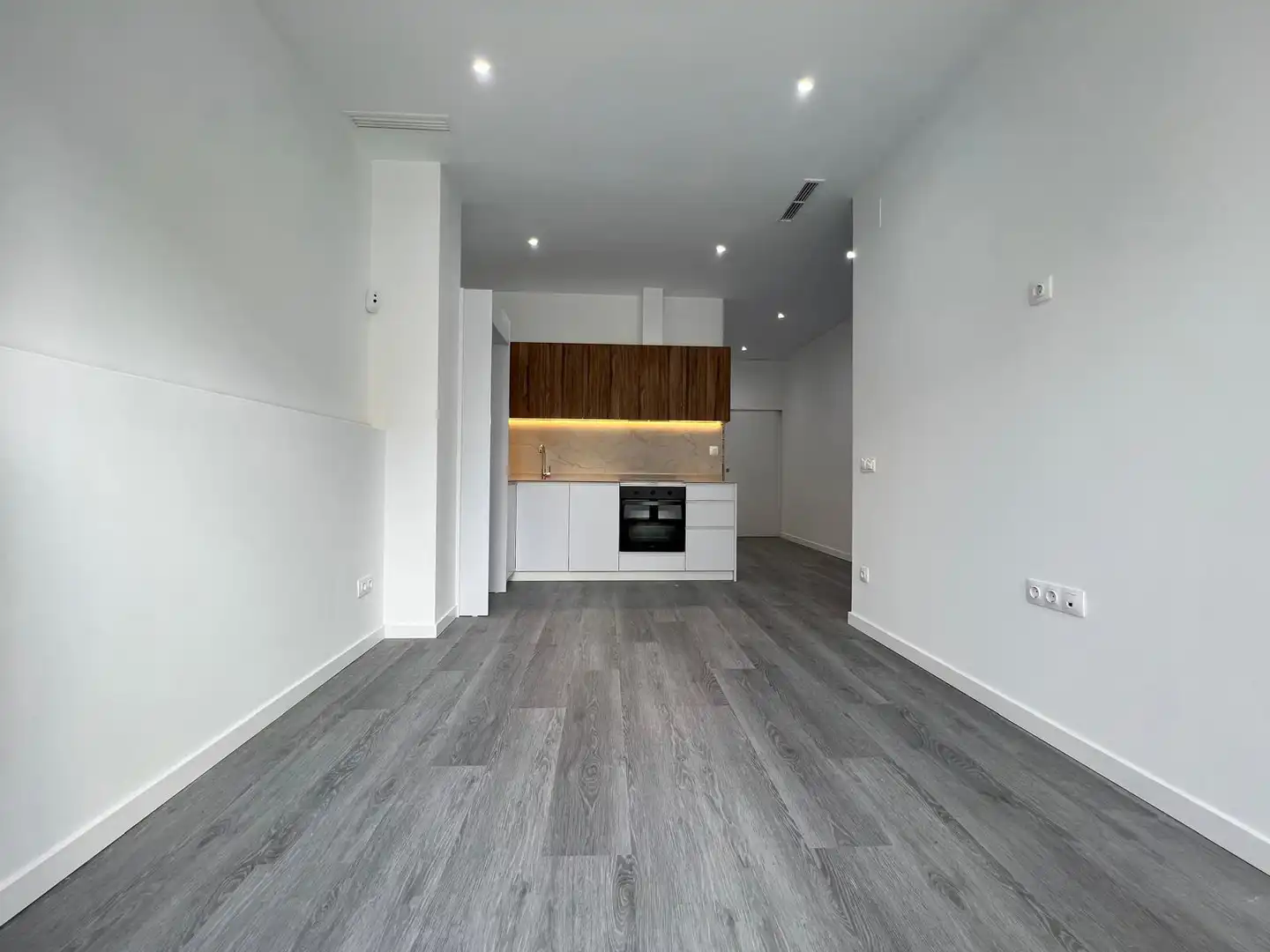 Cocina de Piso en venta en Sant Boi de Llobregat con Calefacción y Parquet