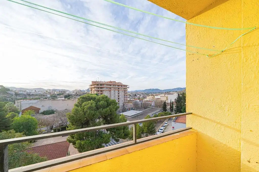 Terrassa de Pis en venda en Elda amb Aire condicionat i Balcó