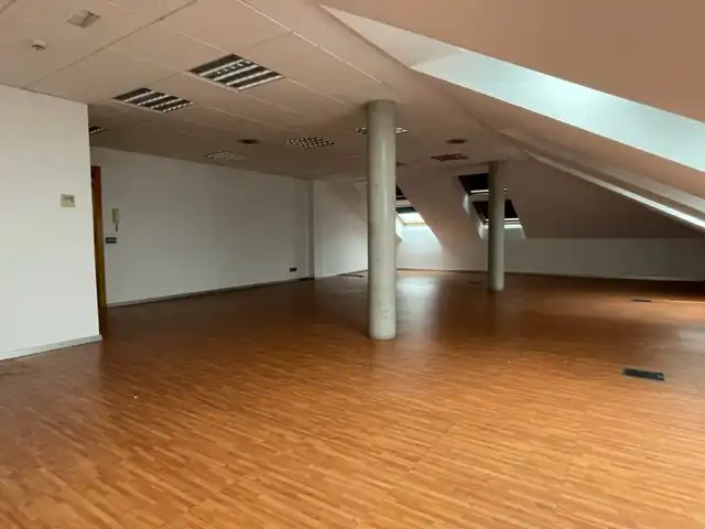 Bureau avec ascenseur à louer à Calle Río Danubio 1, imagen 10
