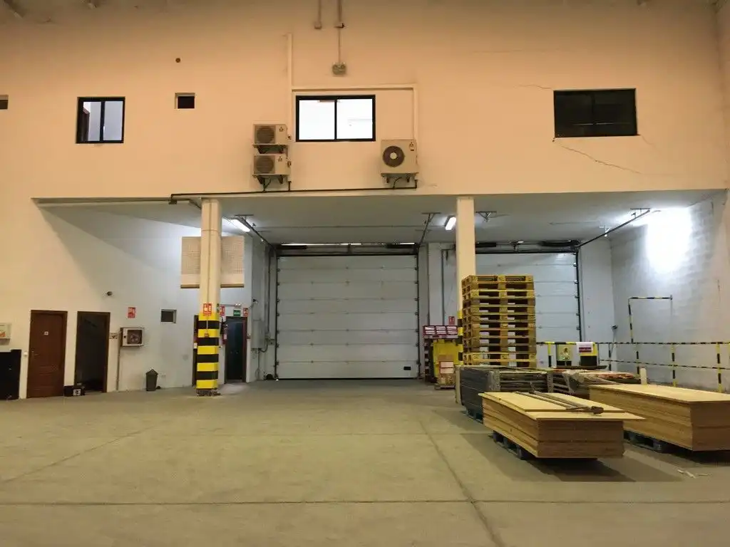 Nave industrial en venta en Culleredo