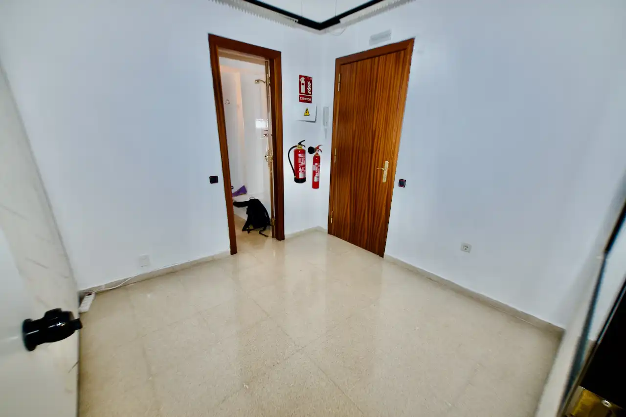 Oficina en venta en Terrassa con Aire acondicionado y Calefacción