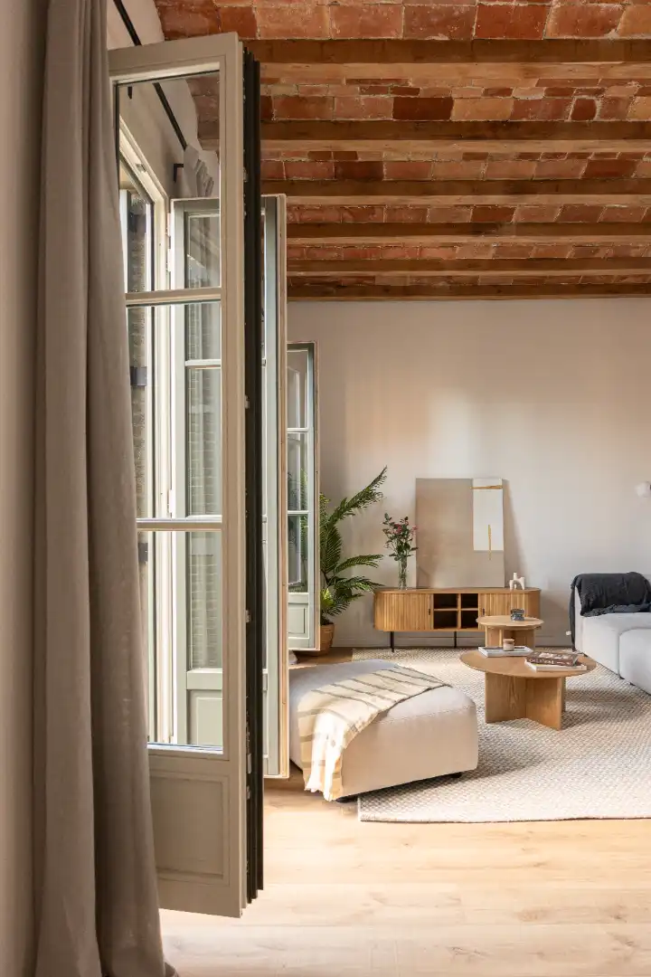 Sala d'estar de Pis en venda en Barcelona amb Aire condicionat, Calefacció i Parquet