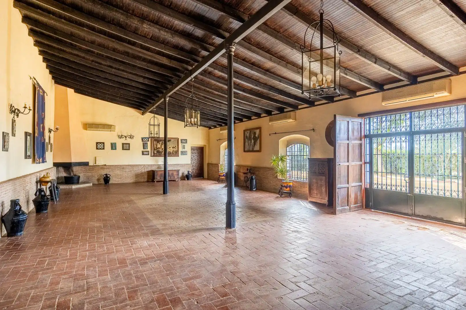 Country homes for sale in Carmona  with Air Conditioner, Terrace and Storage room