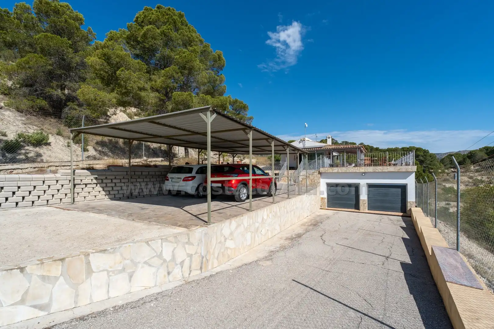 Parking de Casa o chalet en venta en Relleu con Aire acondicionado, Jardín privado y Terraza