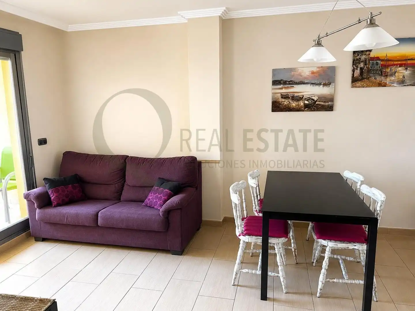 Vista exterior de Piso de alquiler en El Campello con Aire acondicionado, Jardín privado y Terraza