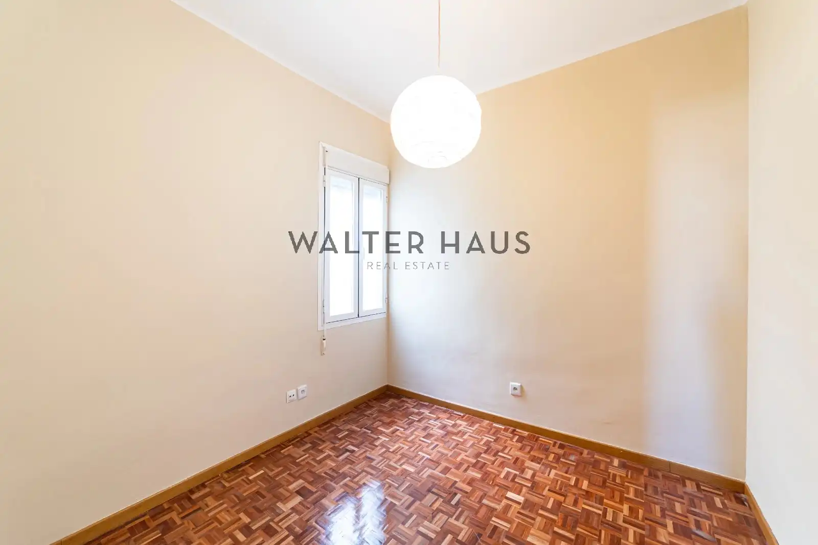 Schlafzimmer von Wohnung zur Miete in Madrid mit Klimaanlage, Heizung und Ofen