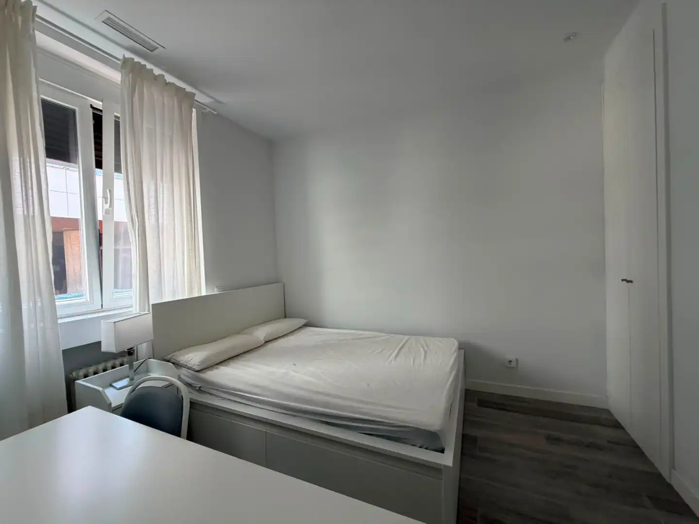 Bedroom of Flat for sale in Madrid  with Air Conditioner, Heating and Storage room