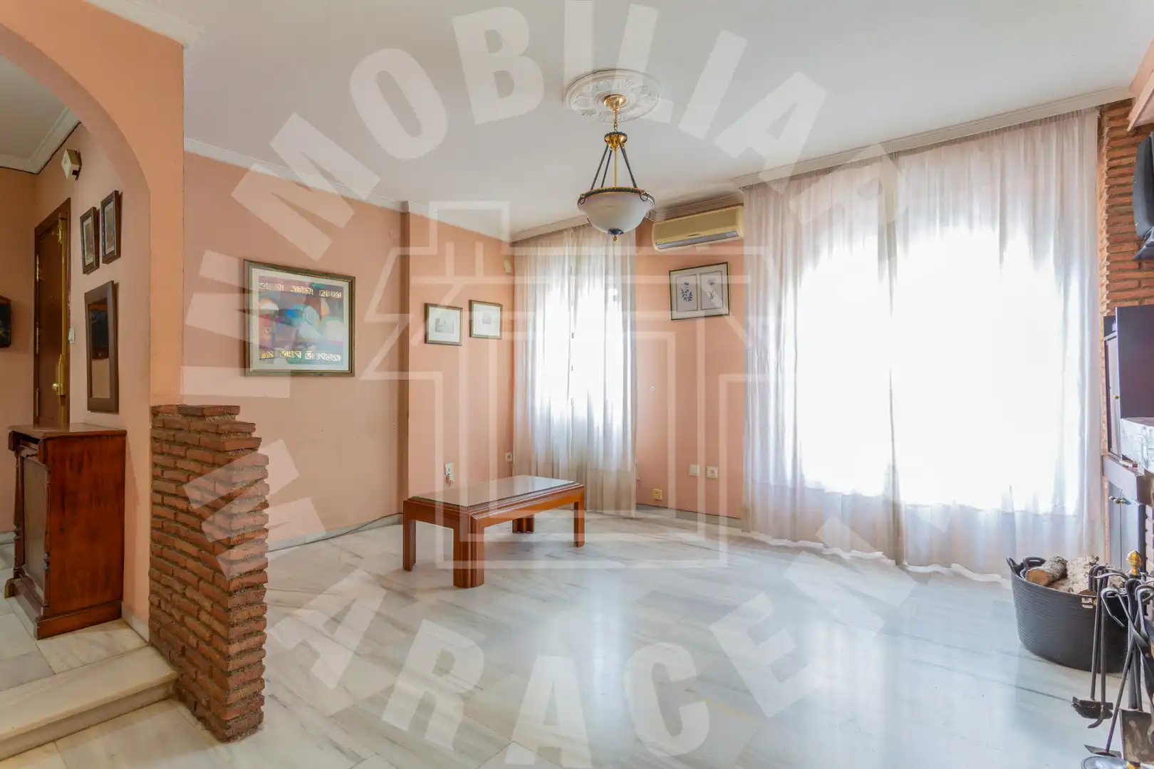 Sala d'estar de Casa adosada en venda en Maracena amb Aire condicionat, Calefacció i Traster