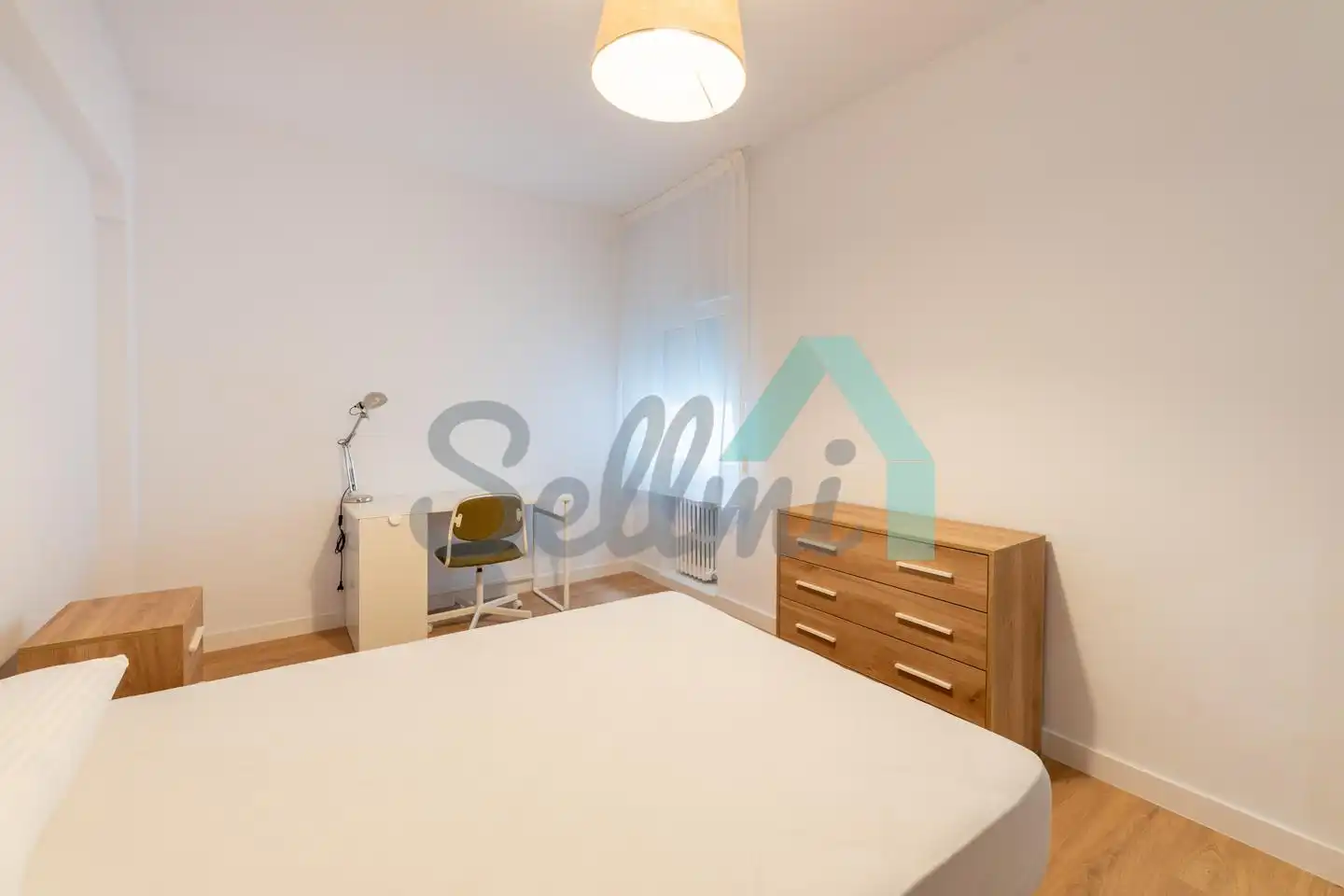 Flat for rent in De Gloria Fuertes, Masip