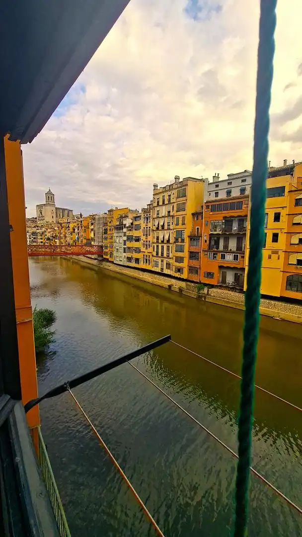 Piso de alquiler en Girona, Girona