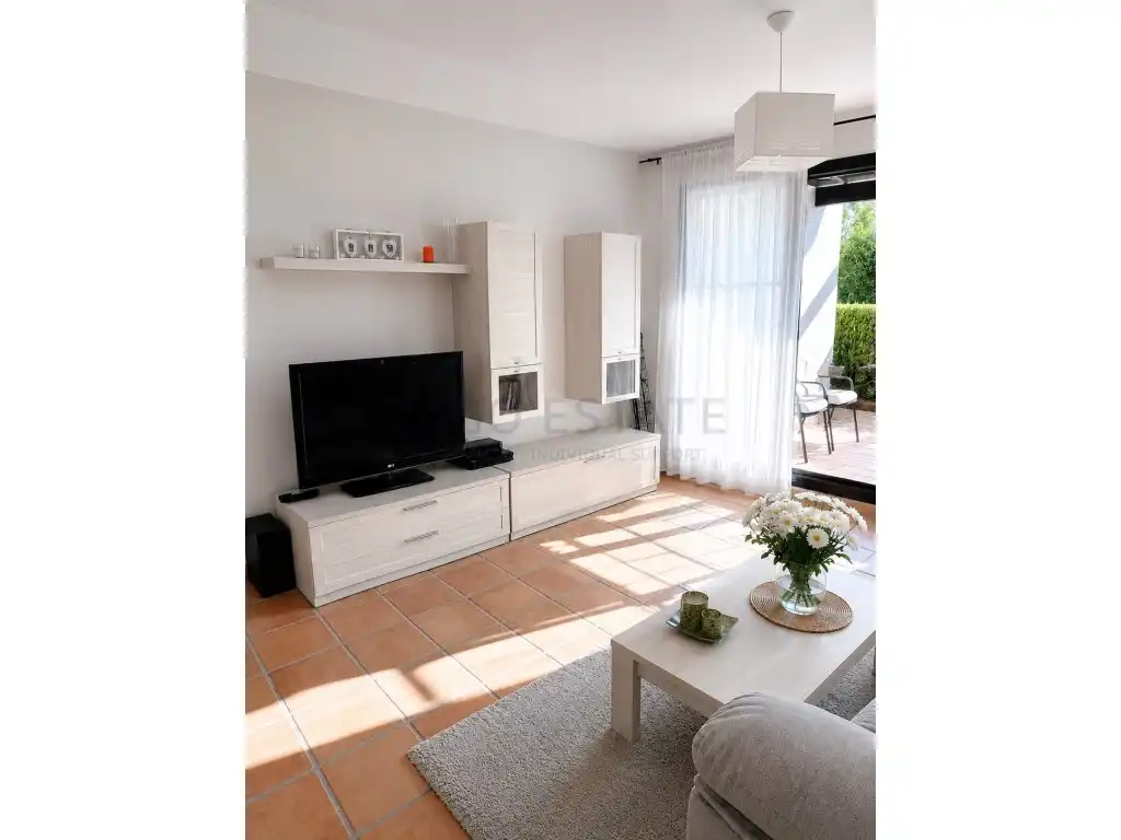 Duplex to rent in Calle Berlin, imagen 2