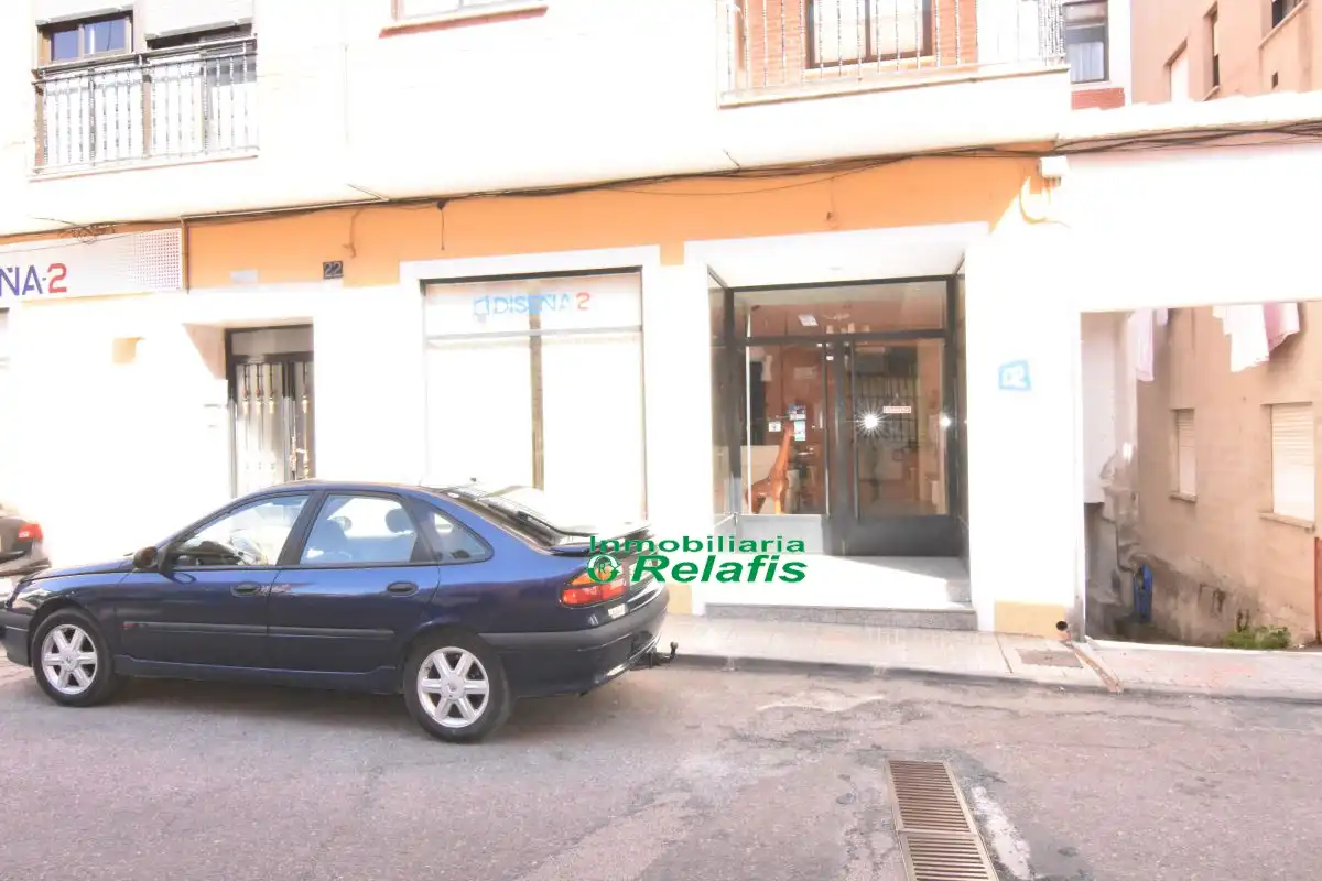 Exterior view of Commercial properties for transfer in Ciudad Rodrigo  with Air Conditioner