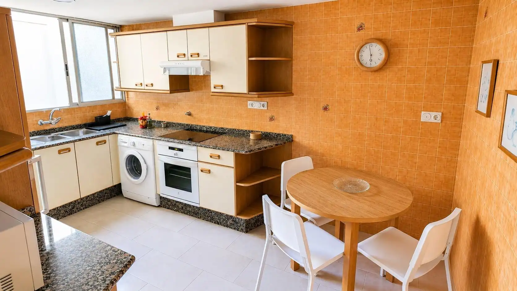 Kitchen of Flat for sale in Valencia  with Balcony