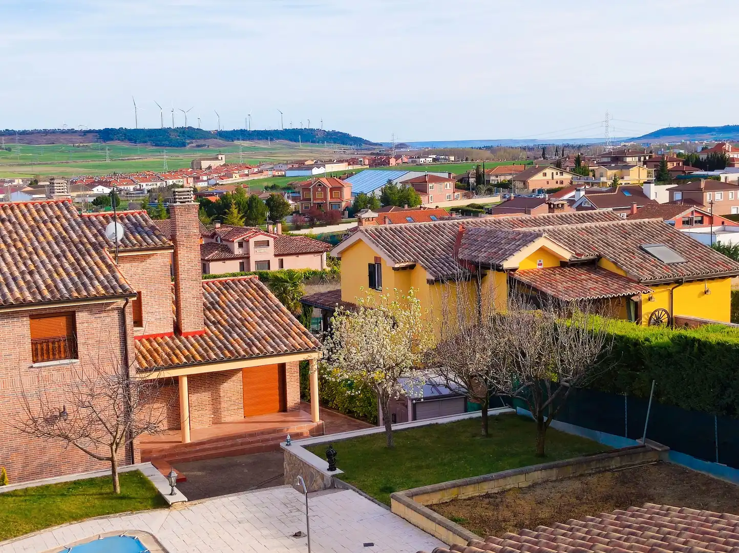 Vista exterior de Casa o chalet en venta en Villalobón con Calefacción, Jardín privado y Terraza