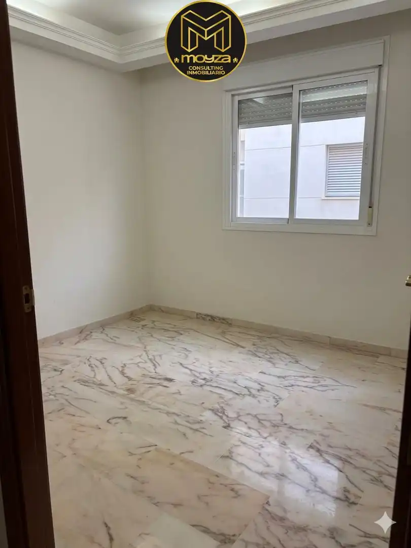 Piso con ascensor en venta en Avda de Madrid - Pº de la Estación, imagen 5