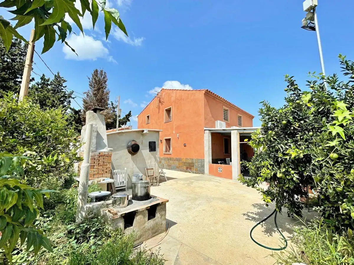 Außenansicht von Country house zum Verkauf in Tortosa mit Klimaanlage, Heizung und Privatgarten