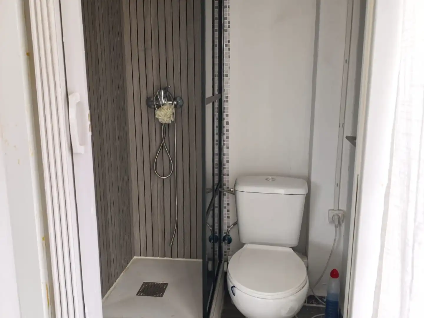 Bathroom of Study for rent in Pedanías Norte