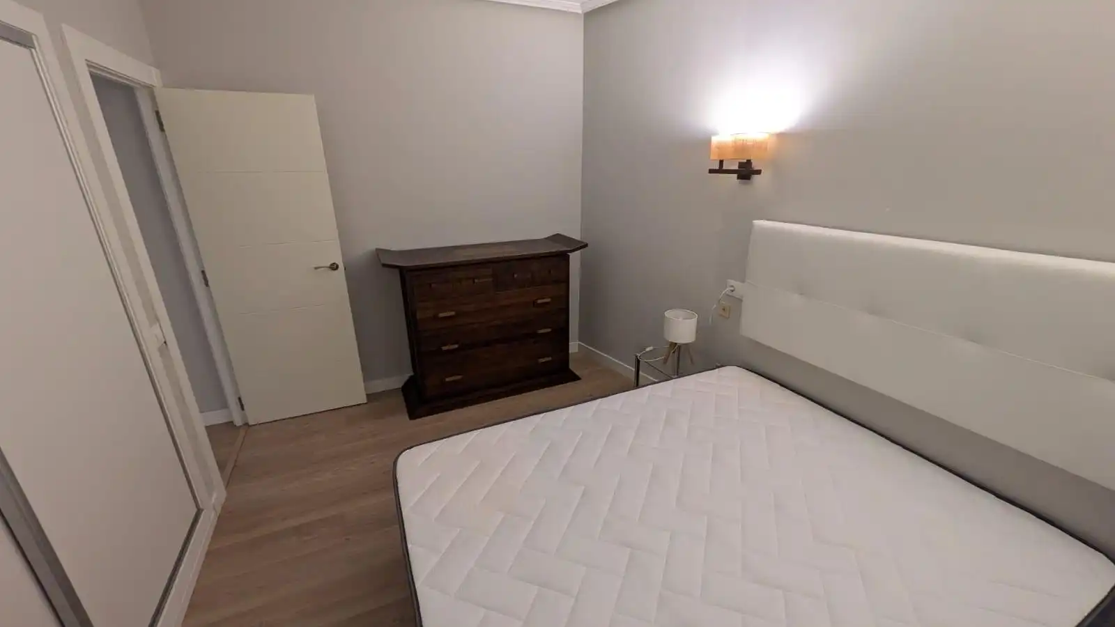 Bedroom of Flat for rent in Oviedo   with Heating and Furnished