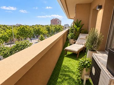 Wohnung mit Aufzug zum Verkauf in Passeig d'Espronceda 1