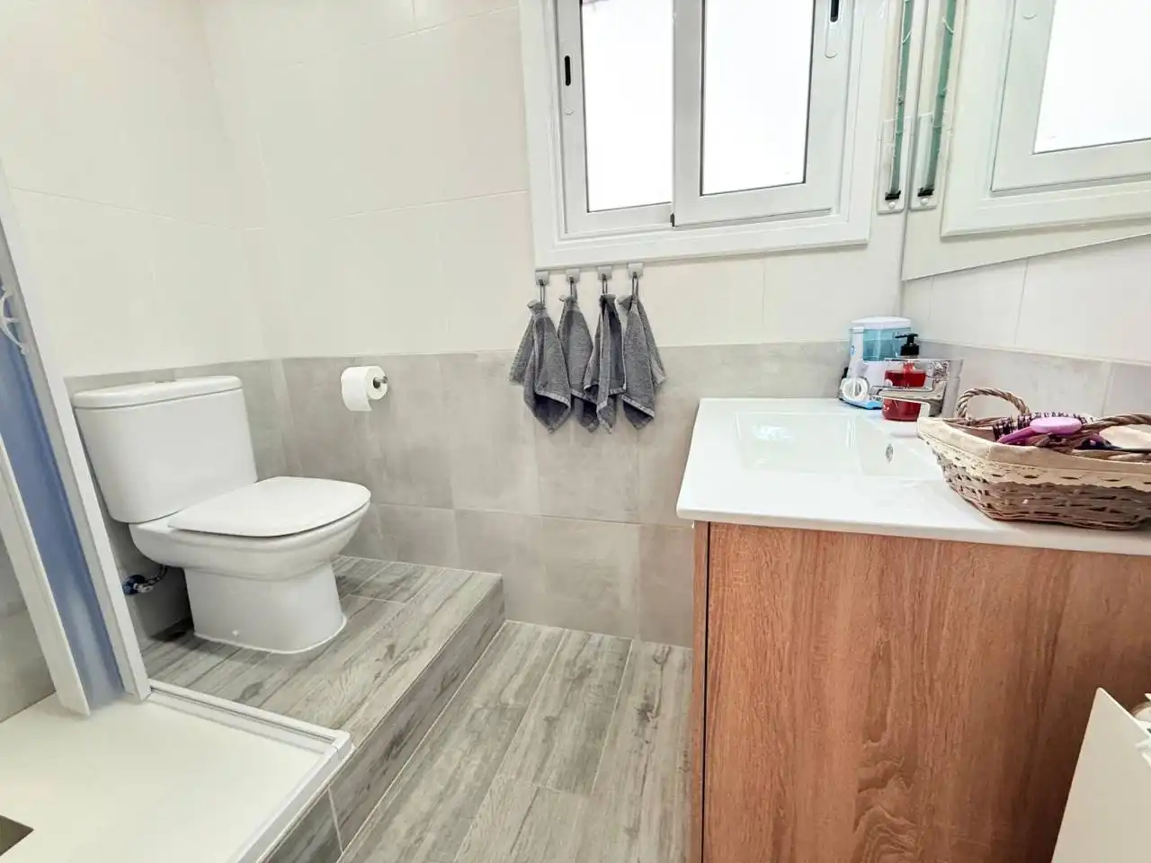 Bathroom of Houses for sale in Hostalric  with Air Conditioner, Heating and Private garden