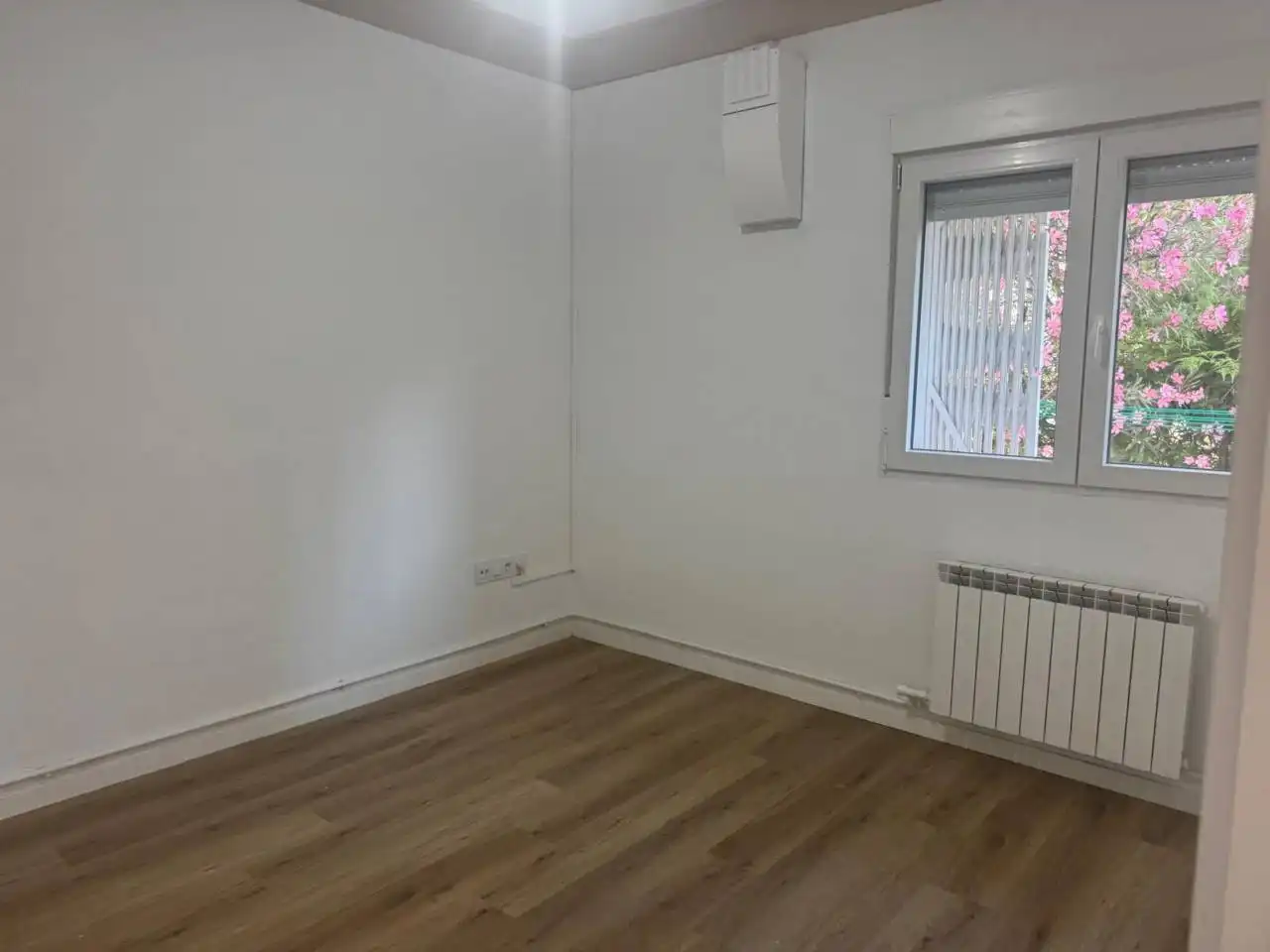 Habitación de Piso en venta en Zaragoza con Calefacción