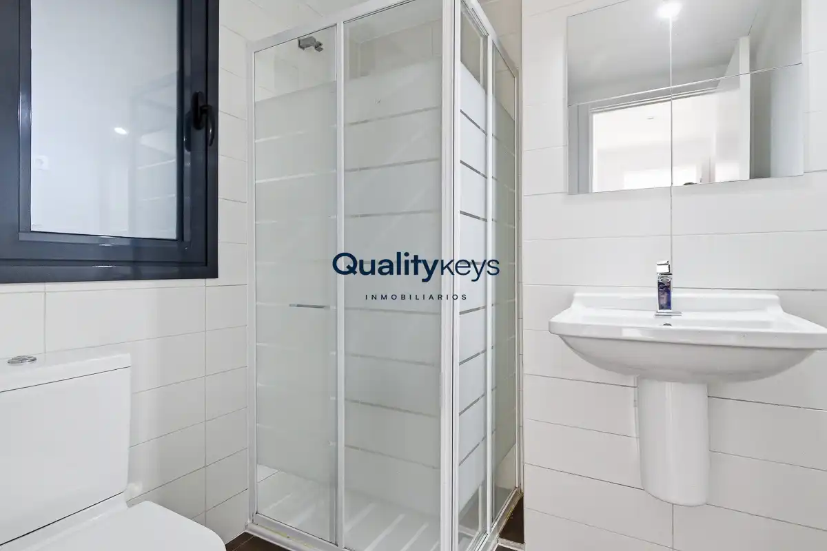 Baño de Casa o chalet en venta en Madrid con Aire acondicionado, Calefacción y Jardín privado