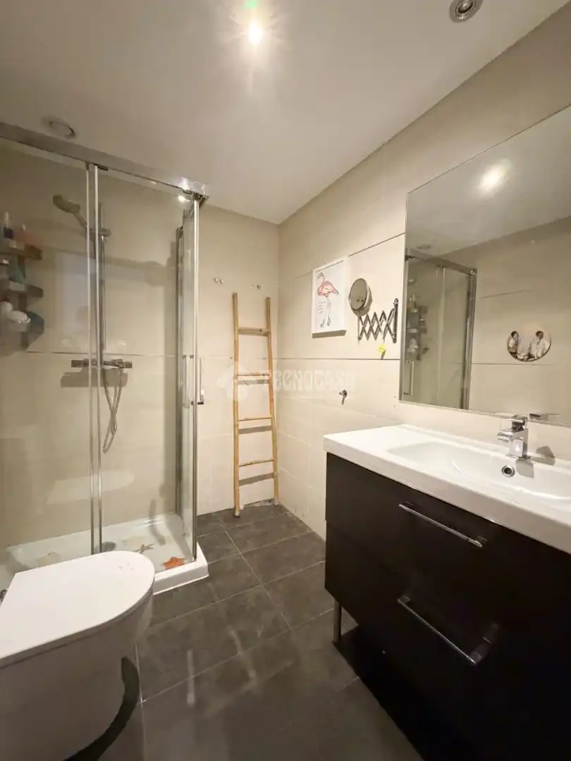 Baño de Ático en venta en Madrid con Aire acondicionado, Calefacción y Terraza
