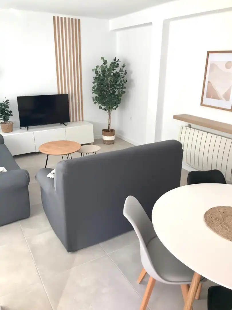 Flat for rent in Calle CARRETERA DE LLIRIA, El Castell
