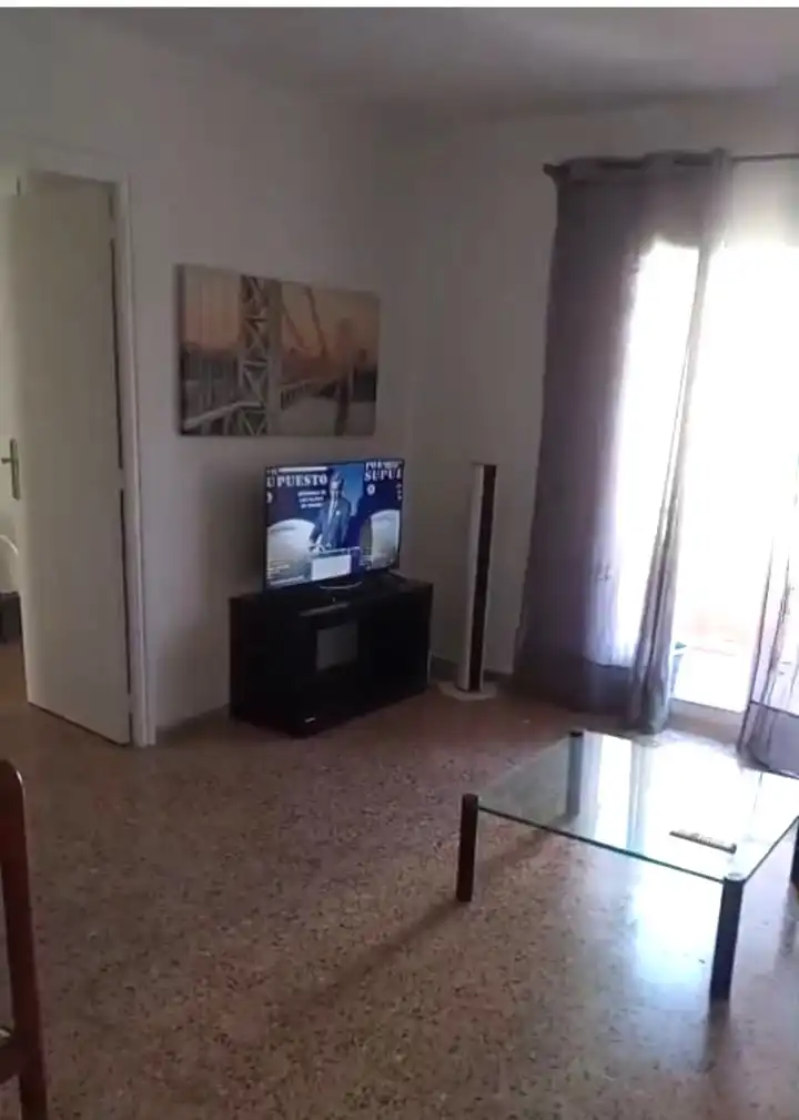 Flat with terrace to rent in Plaça d'Hondures, imagen 5