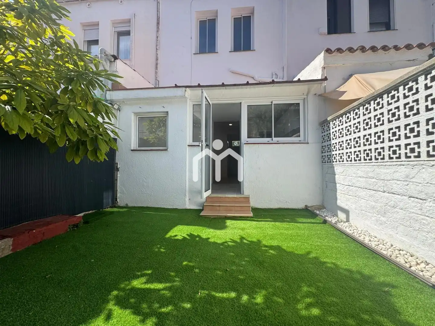 Detached homes for sale in Centre