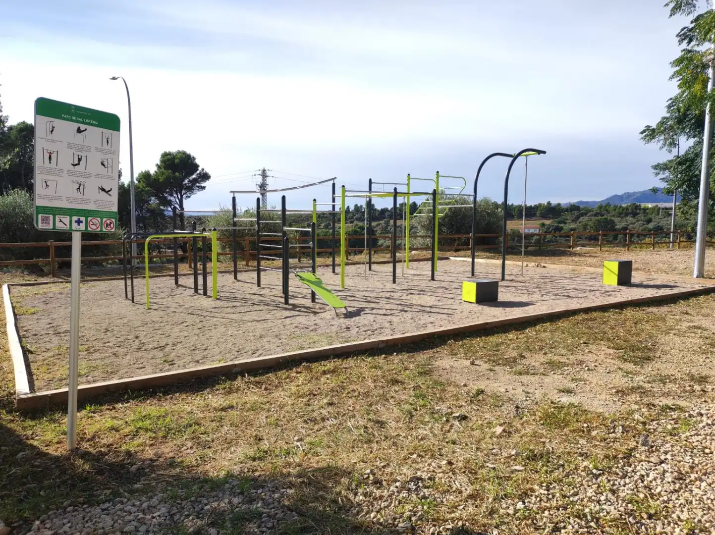 Parkplatz von Wohnung zur Miete in La Sénia mit Klimaanlage, Parkett und Terrasse