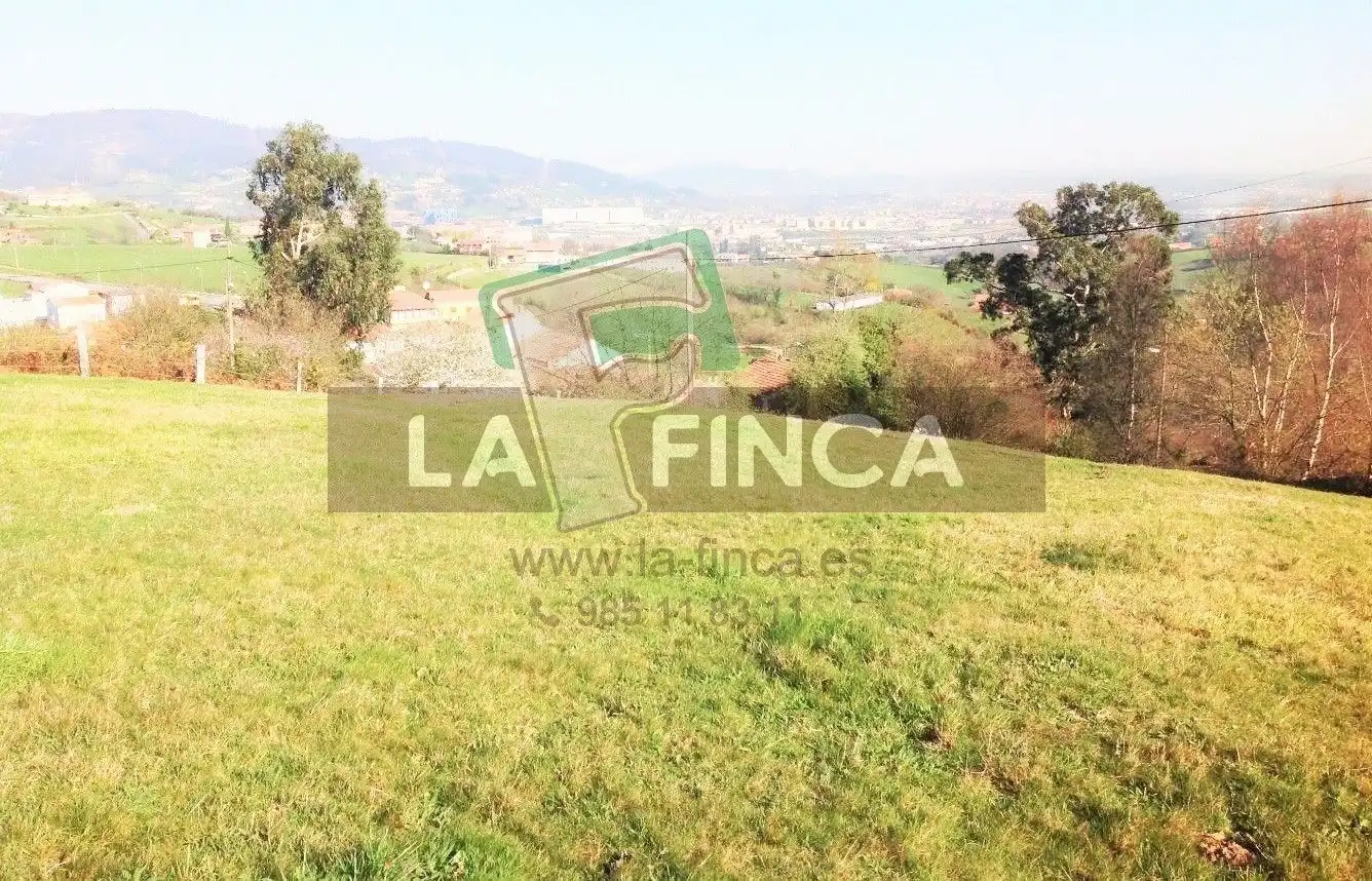 Residencial en venda en Oviedo 