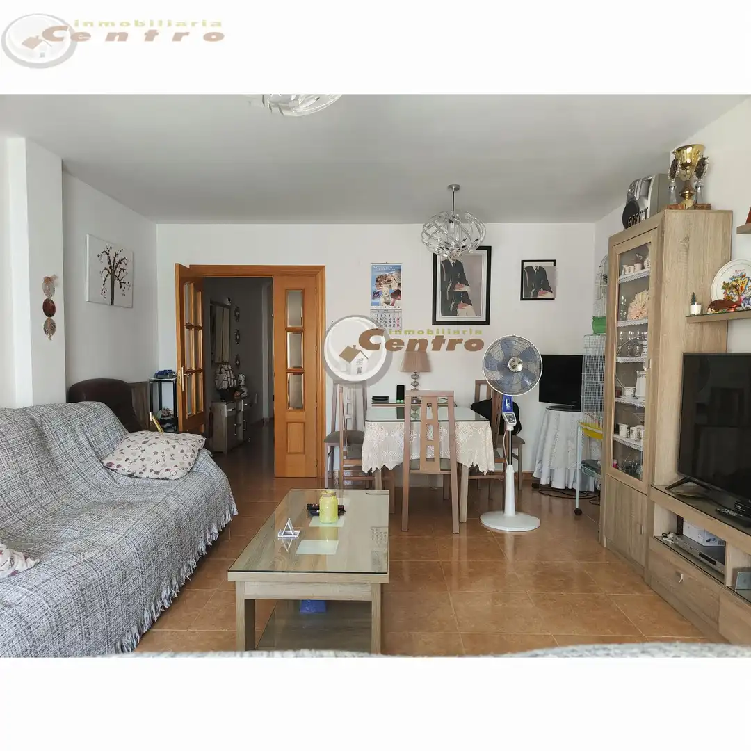 Sala de estar de Piso en venta en Albacete con Calefacción y Balcón