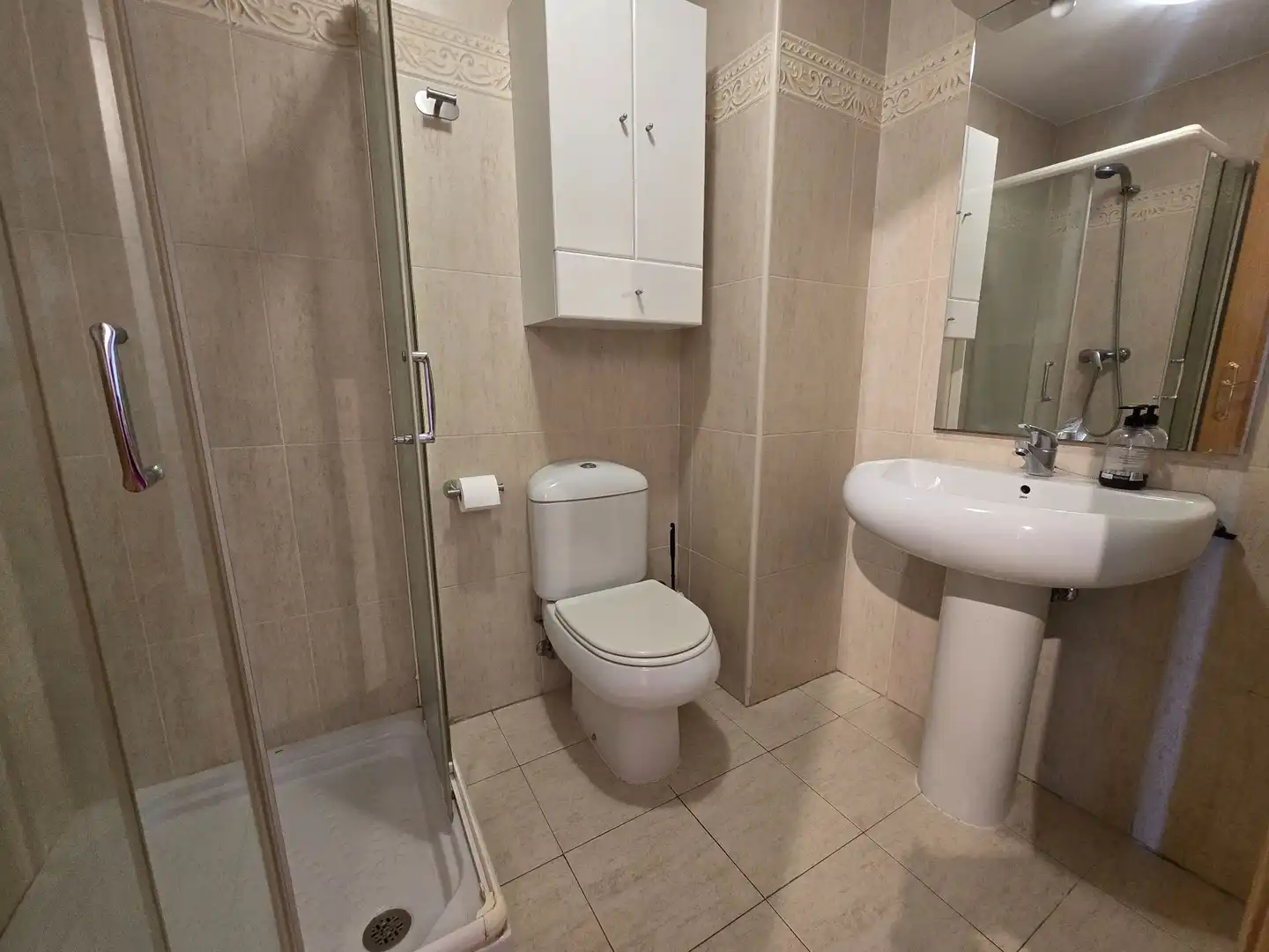 Baño de Piso de alquiler en  Logroño con Calefacción, Terraza y Trastero
