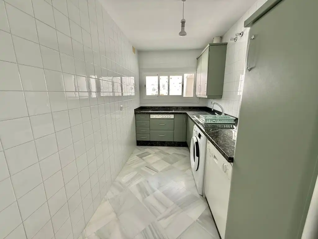 Küche von Wohnung zum Verkauf in Cádiz