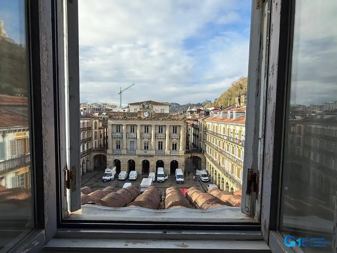 Habitación de Ático en venta en Donostia - San Sebastián  con Calefacción y Amueblado