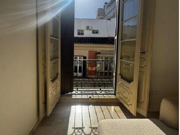 Pis amb balcó en venda a Calle Méndez Núñez