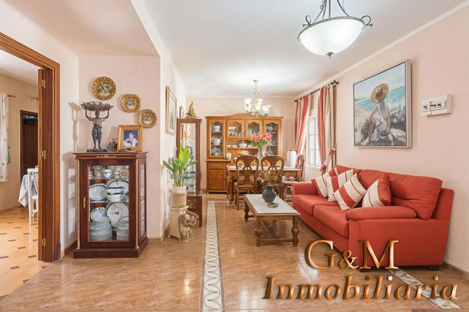 Sala d'estar de Casa adosada en venda en Benalmádena amb Terrassa i Traster