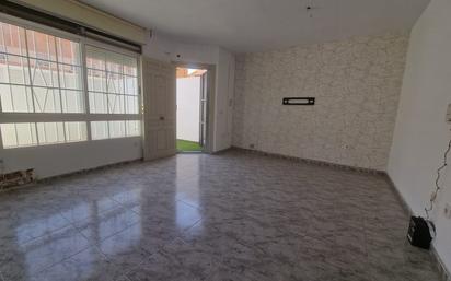 Casa adosada en venda en Roquetas de Mar