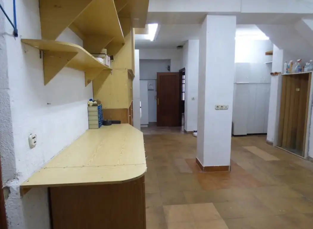 Local comercial de lloguer a Korreo Kalea, imagen 7